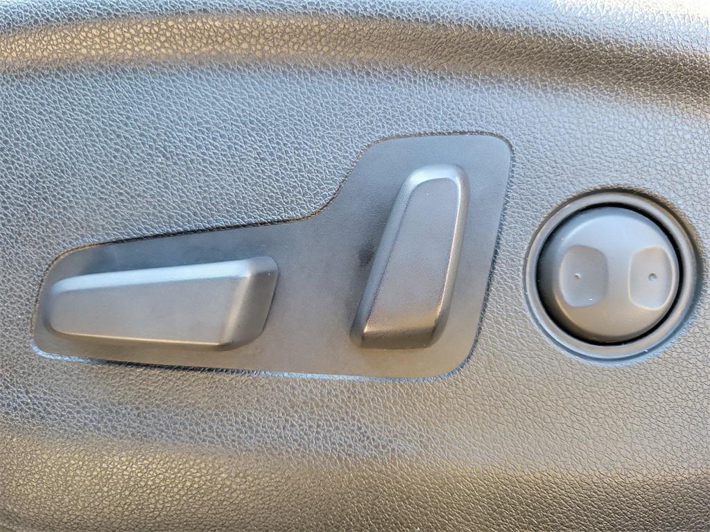 used 2019 Kia Sorento car, priced at $13,999