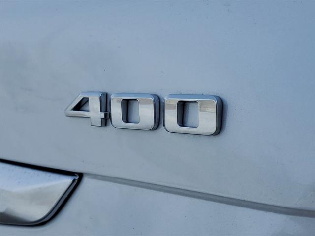 new 2025 Cadillac XT5 car, priced at $51,214