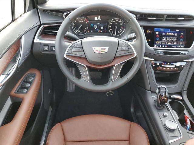 new 2025 Cadillac XT5 car, priced at $51,214