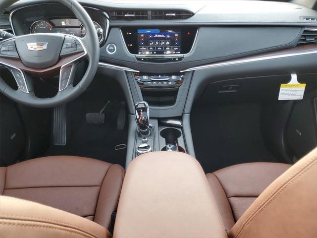 new 2025 Cadillac XT5 car, priced at $51,214