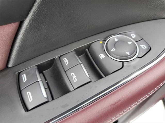 new 2025 Buick Envision car, priced at $38,451
