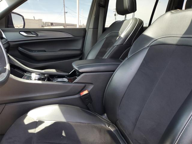 used 2023 Jeep Grand Cherokee car, priced at $35,999