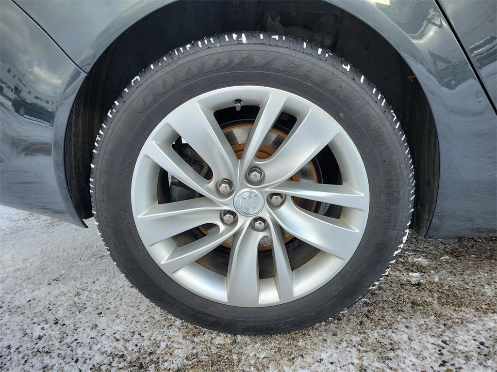used 2016 Buick Regal car, priced at $9,998