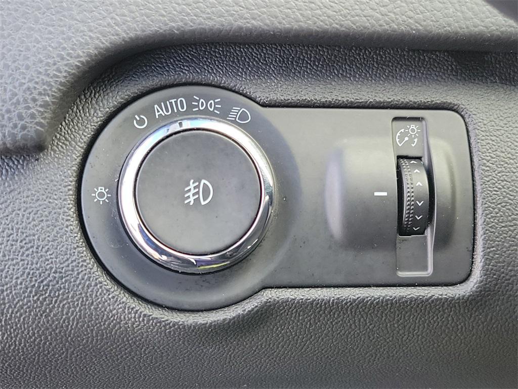 used 2016 Buick Regal car, priced at $9,998