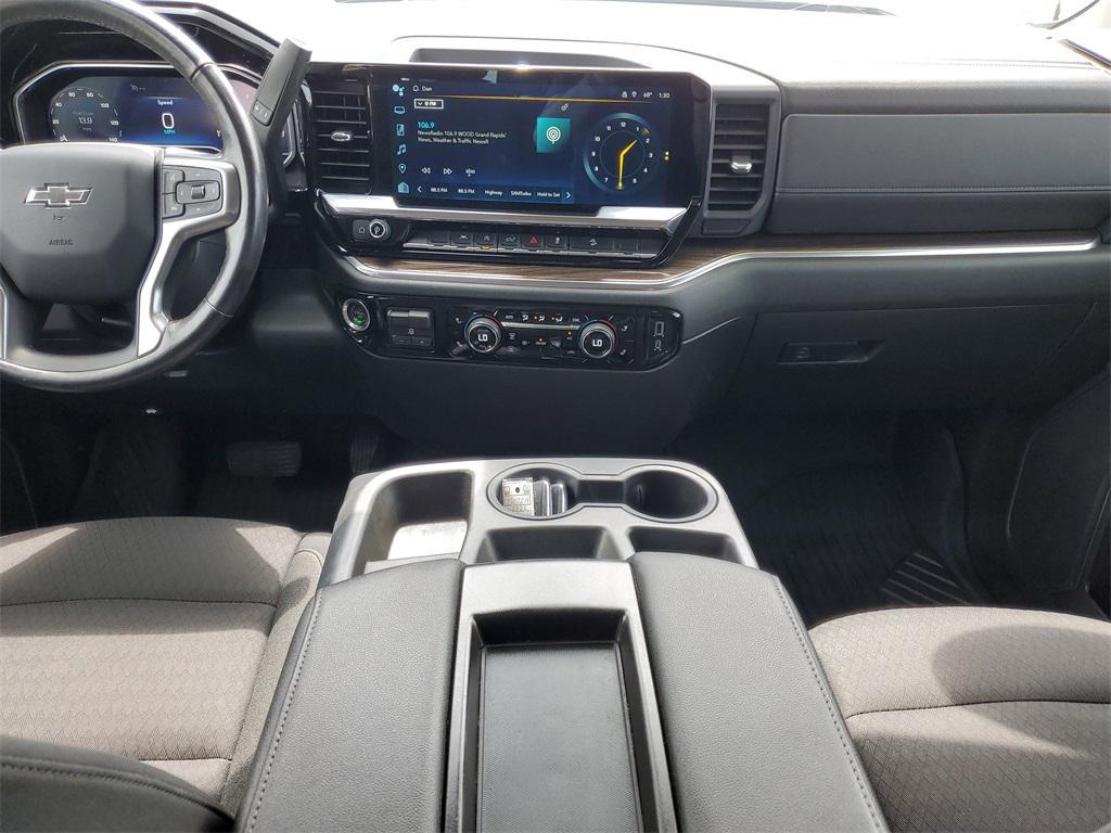 used 2022 Chevrolet Silverado 1500 car, priced at $39,498