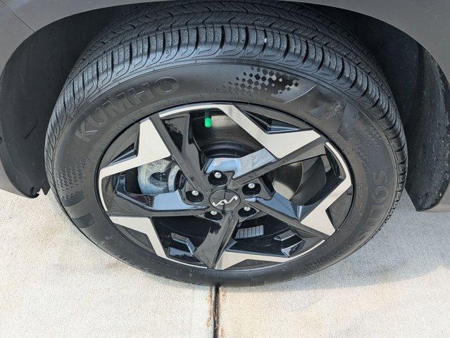used 2025 Kia Seltos car, priced at $27,978