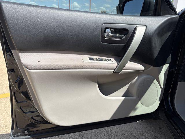 used 2010 Nissan Rogue car, priced at $5,999