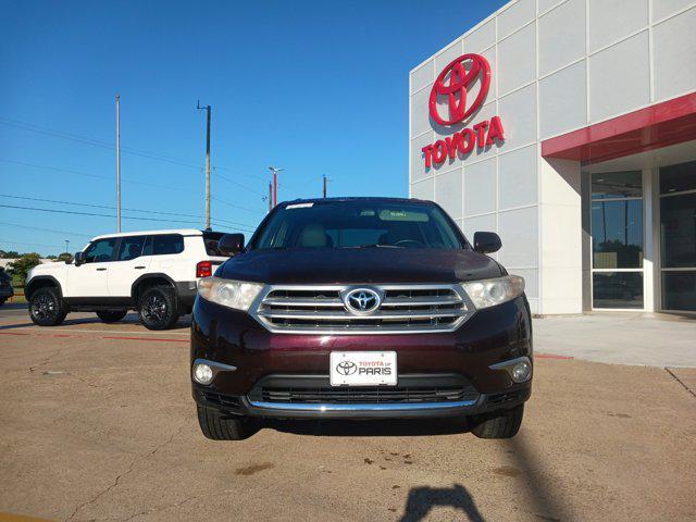 used 2013 Toyota Highlander car, priced at $12,998