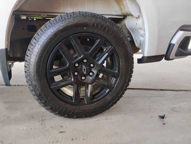 used 2022 Chevrolet Silverado 1500 car, priced at $25,999