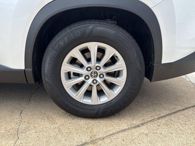used 2025 Toyota Grand Highlander car, priced at $47,999