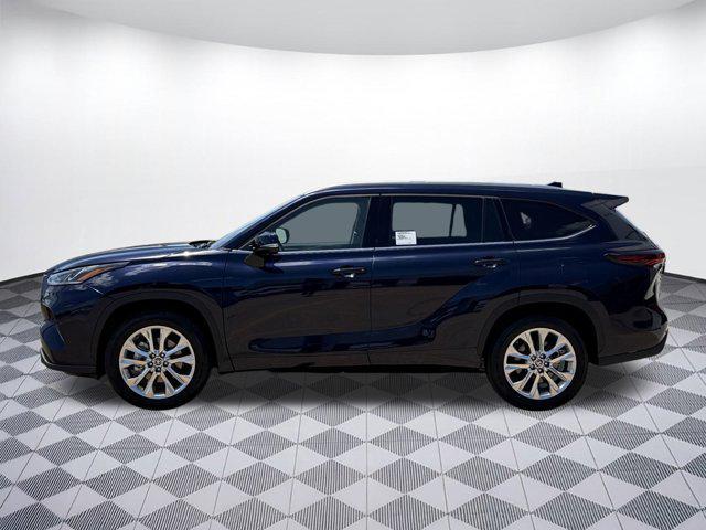new 2025 Toyota Highlander car, priced at $50,281