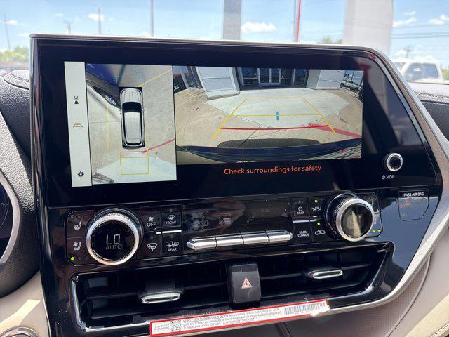 new 2025 Toyota Highlander car, priced at $50,281