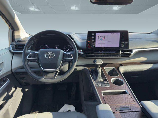 used 2022 Toyota Sienna car, priced at $29,996