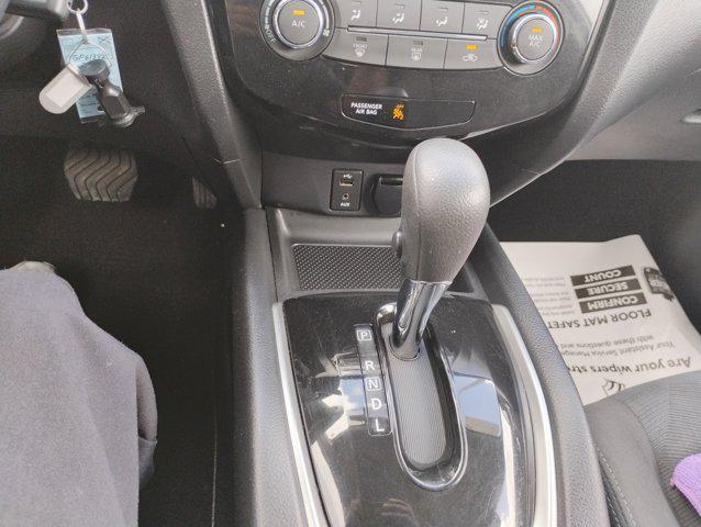 used 2016 Nissan Rogue car, priced at $12,498