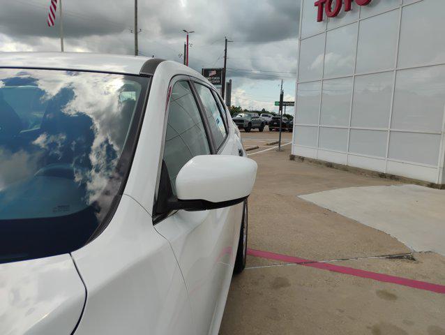 used 2016 Nissan Rogue car, priced at $12,498