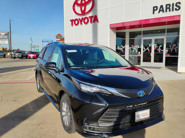 new 2025 Toyota Sienna car, priced at $41,941