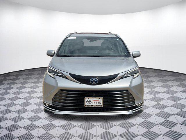 used 2022 Toyota Sienna car, priced at $41,999