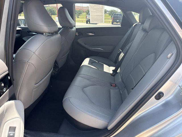 used 2020 Toyota Avalon Hybrid car, priced at $24,998