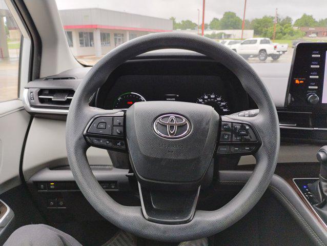 used 2022 Toyota Sienna car, priced at $31,998