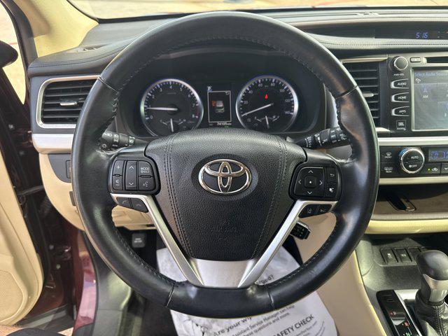 used 2019 Toyota Highlander car, priced at $26,499