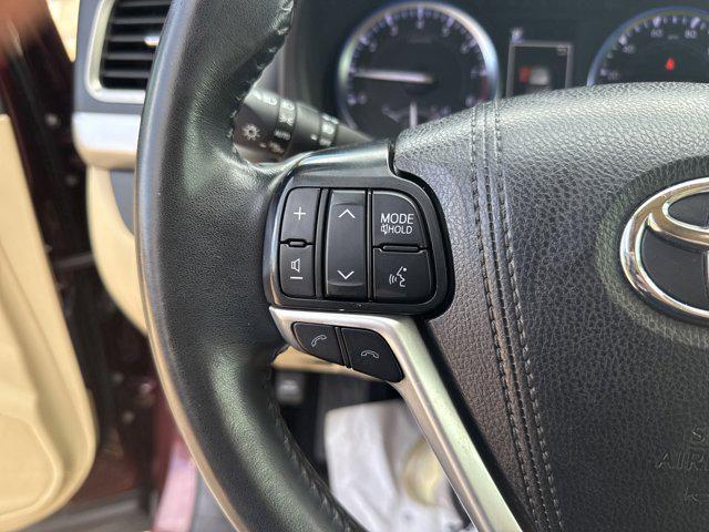 used 2019 Toyota Highlander car, priced at $26,499