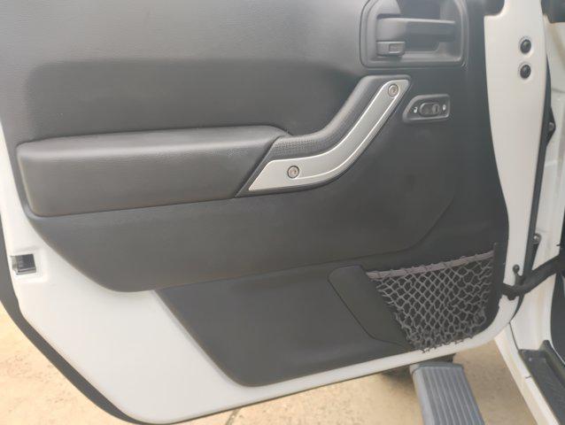used 2015 Jeep Wrangler Unlimited car, priced at $20,997