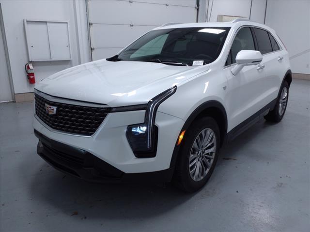 new 2025 Cadillac XT4 car, priced at $45,715