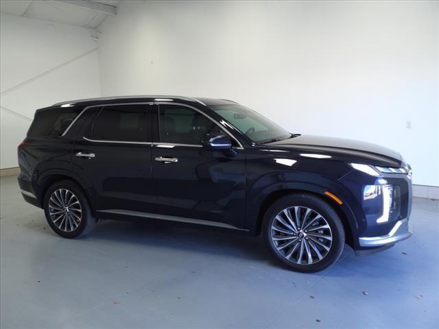 used 2024 Hyundai Palisade car, priced at $44,995