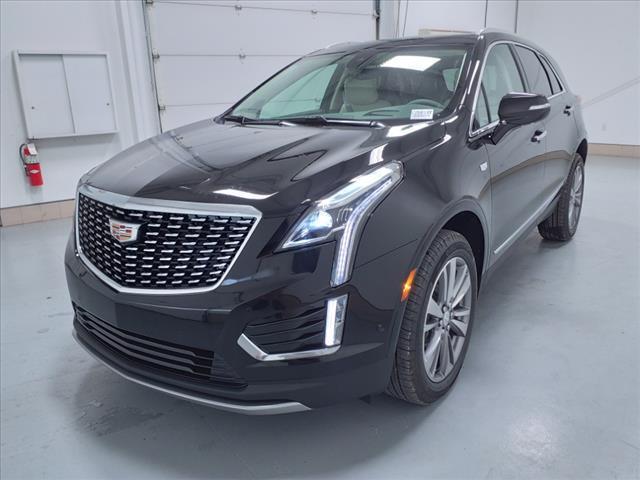 new 2025 Cadillac XT5 car, priced at $55,105