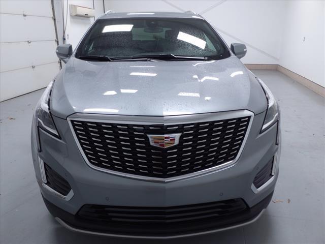 new 2025 Cadillac XT5 car, priced at $53,190