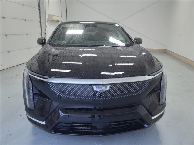 new 2025 Cadillac OPTIQ car, priced at $55,970