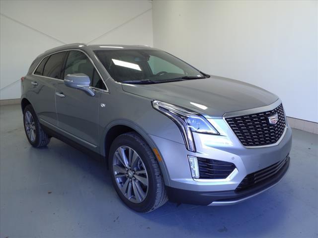 new 2025 Cadillac XT5 car, priced at $52,190