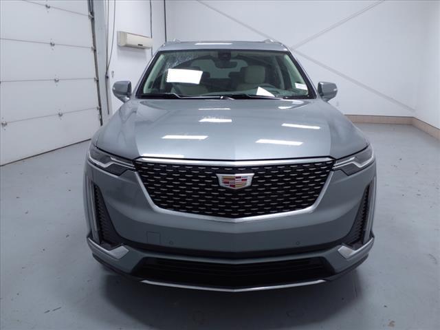 new 2025 Cadillac XT6 car, priced at $59,155