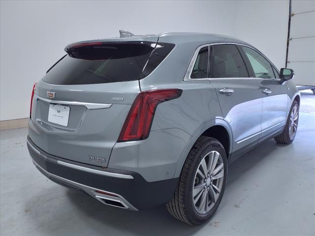 new 2025 Cadillac XT5 car, priced at $55,465