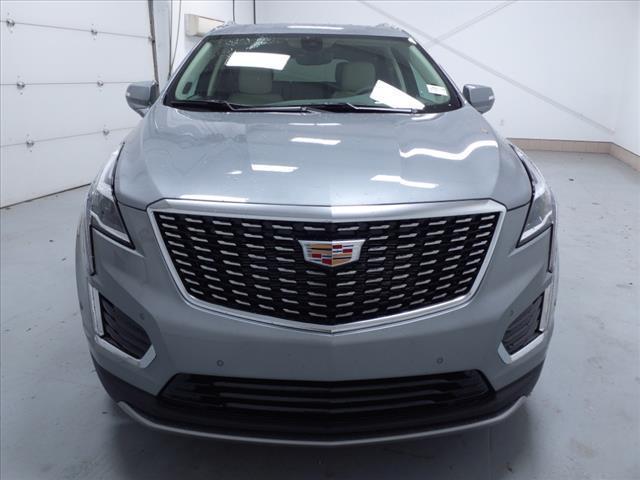 new 2025 Cadillac XT5 car, priced at $55,465