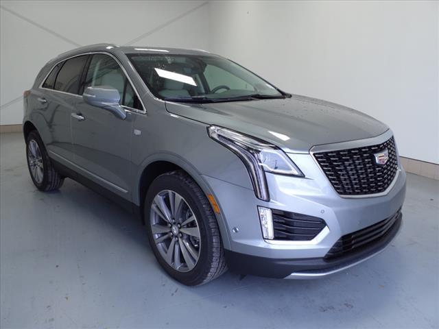 new 2025 Cadillac XT5 car, priced at $55,465