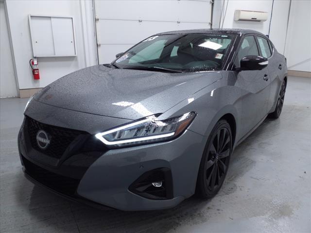 used 2023 Nissan Maxima car