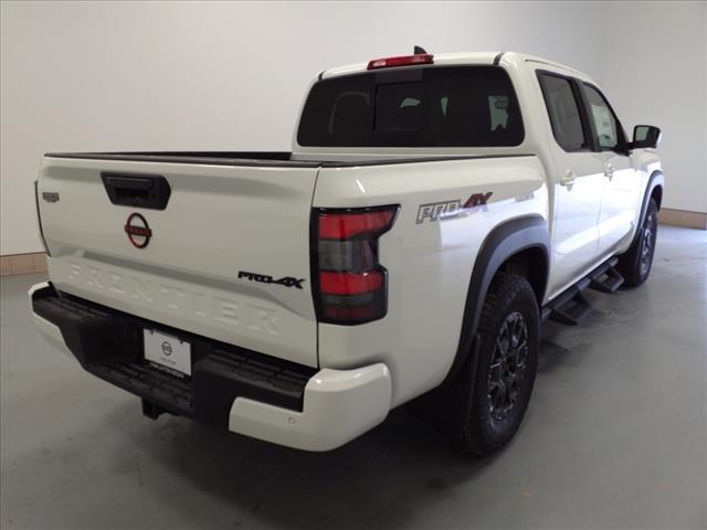 new 2024 Nissan Frontier car