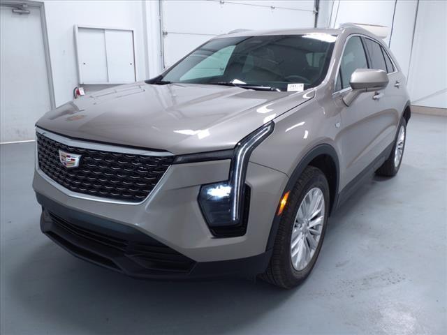 new 2024 Cadillac XT4 car