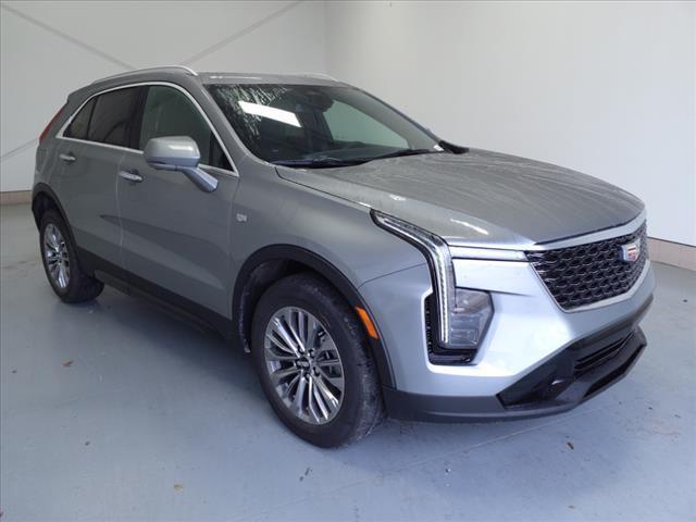 new 2025 Cadillac XT4 car, priced at $43,390