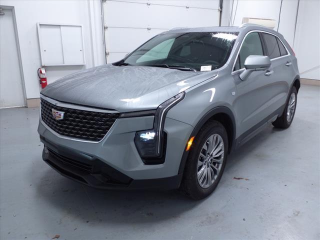 new 2025 Cadillac XT4 car, priced at $43,390