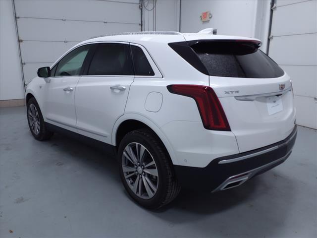 new 2025 Cadillac XT5 car, priced at $57,990