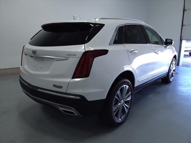 new 2024 Cadillac XT5 car