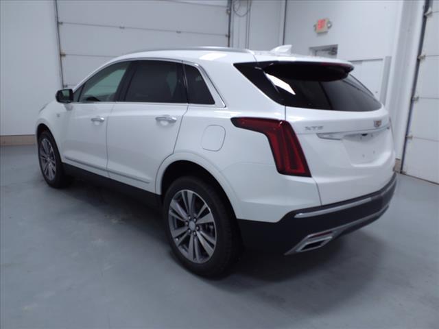 new 2024 Cadillac XT5 car