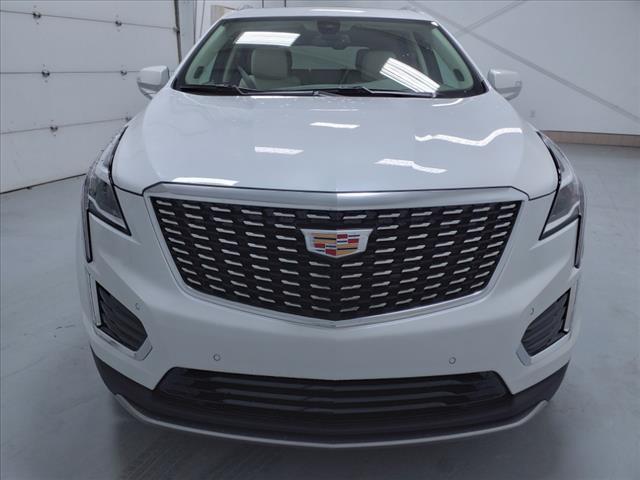 new 2024 Cadillac XT5 car