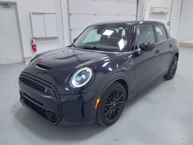 used 2024 MINI Hardtop car, priced at $31,995