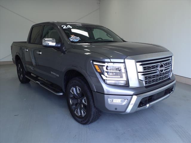 used 2024 Nissan Titan car