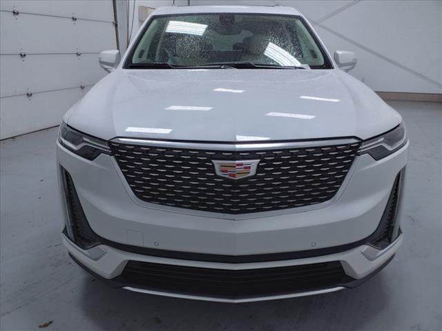 new 2025 Cadillac XT6 car, priced at $59,180