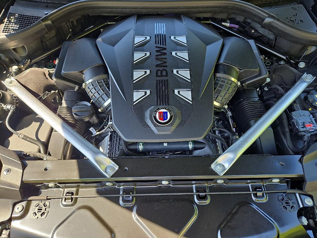 new 2026 BMW ALPINA XB7 car, priced at $163,375