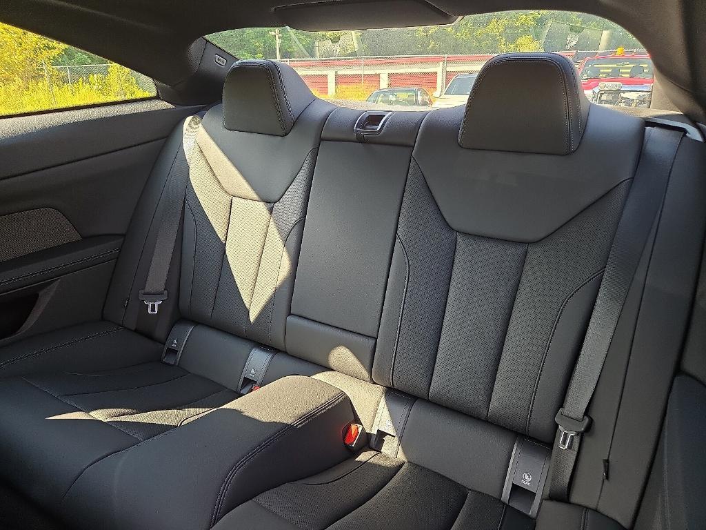 new 2025 BMW M440 car, priced at $70,130